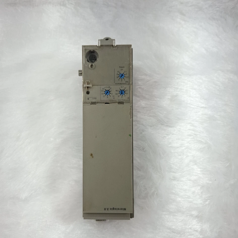 SCHNEIDER ELECTRIC MICROLOGIC 2.0 33069 AIR CIRCUIT BREAKER TRIP UNIT FAST SHIP